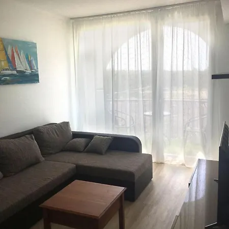 Cirkalo Ezuestpart Apartamento Siófok