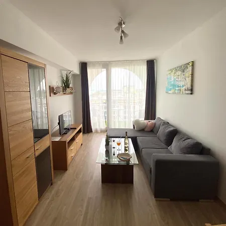 Cirkalo Ezuestpart Siófok